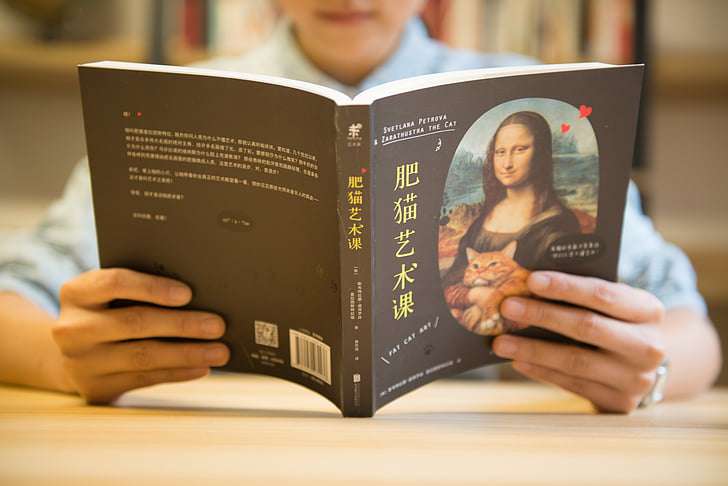 去英国伦敦大学皇家霍洛威学院留学能完成学业吗？