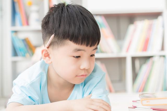 萨里大学专业介绍有哪些