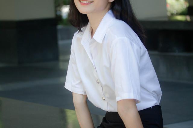 霍普国际大学学费一年多少