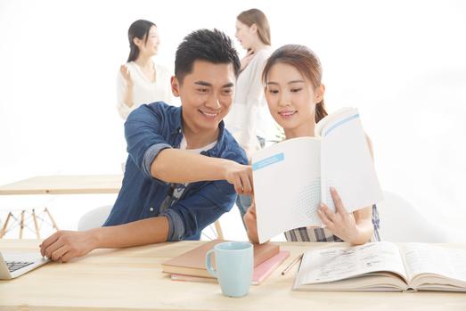 乔治亚大学位置在哪儿？乔治亚大学简介？